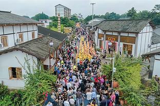 乌度卡：我们必须像之前那样防守 我们过去三场都没做到